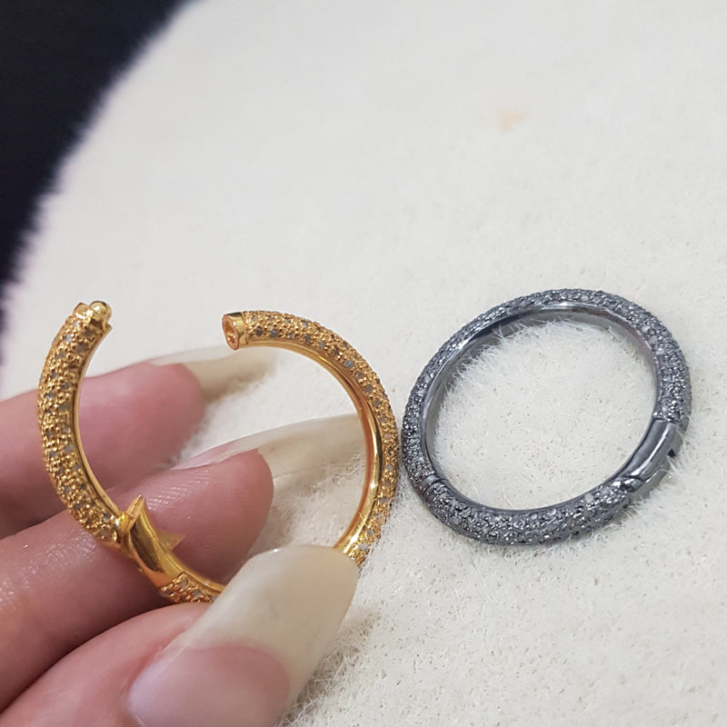 Gorgeous Round Push Lock With Luster Pave Layers, Silver Jewelry