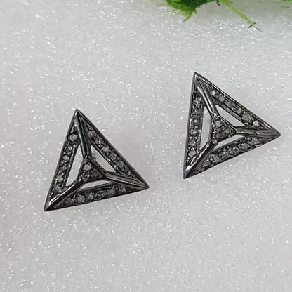 Stunning Arrowhead Designed Stud, Silver Jewelry, Minimalist Studs, Gift For Sister