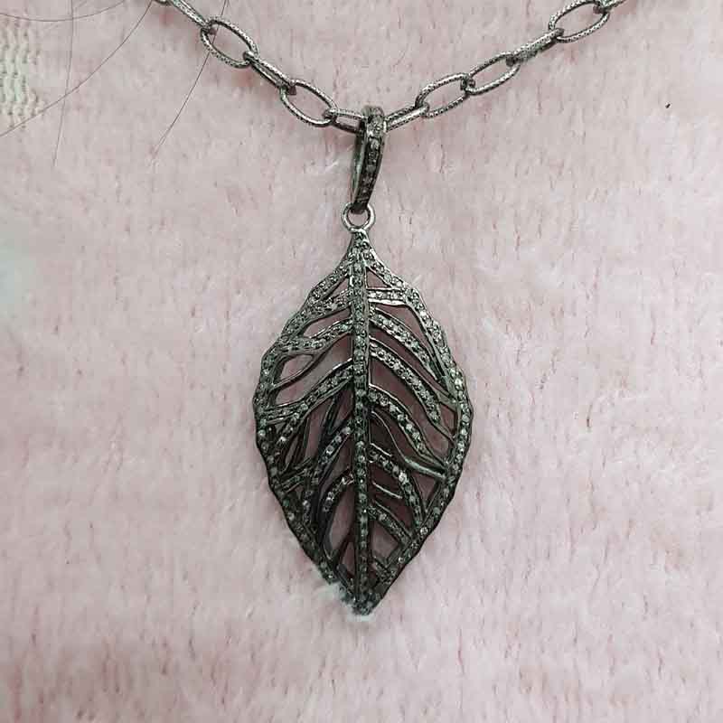 Black Beautiful Leaf Pendant with Pave Layers, Stylish Leaf Pendant, Silver Jewelry, Designer Leaf Pendant