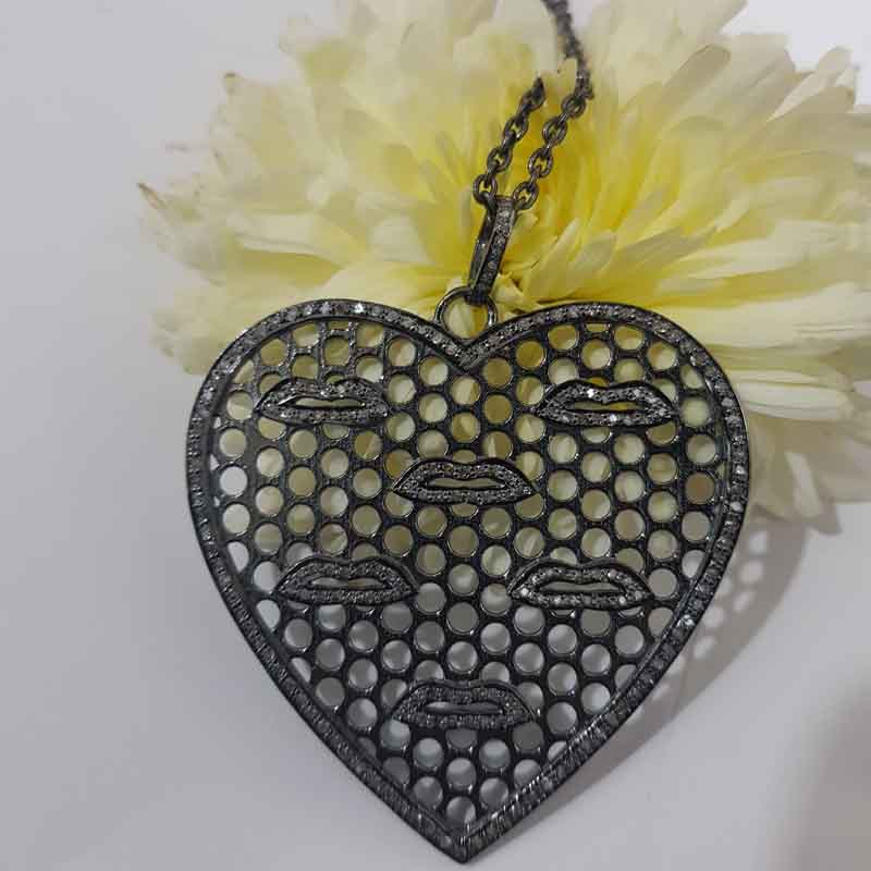 Designer Heart With Pave Lips Pendant, Attractive heart Necklace, Gift For Lover