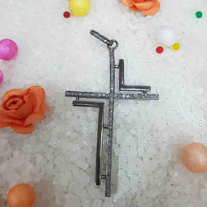 Good Looking Handmade Designer Cross Pendant, Classic And Shiny Necklace, Gift For Someone