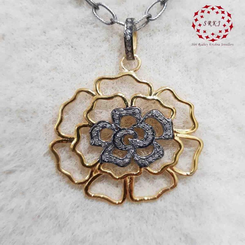 Beautifully Designed Flower Pendant, Floral Dreams Pendant, Gift For Sister, Birthday Gift