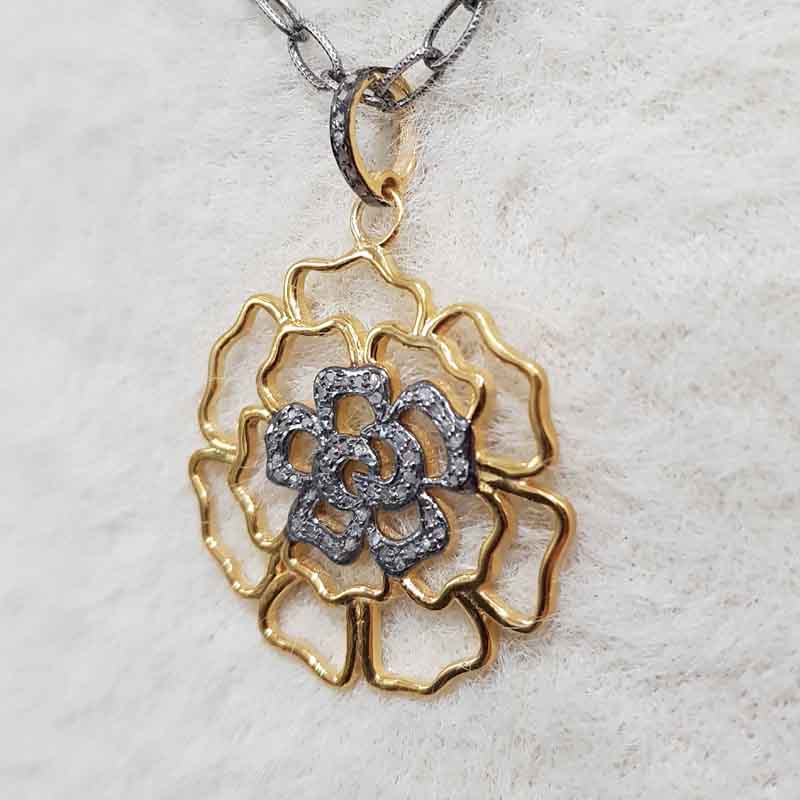 Beautifully Designed Flower Pendant, Floral Dreams Pendant, Gift For Sister, Birthday Gift