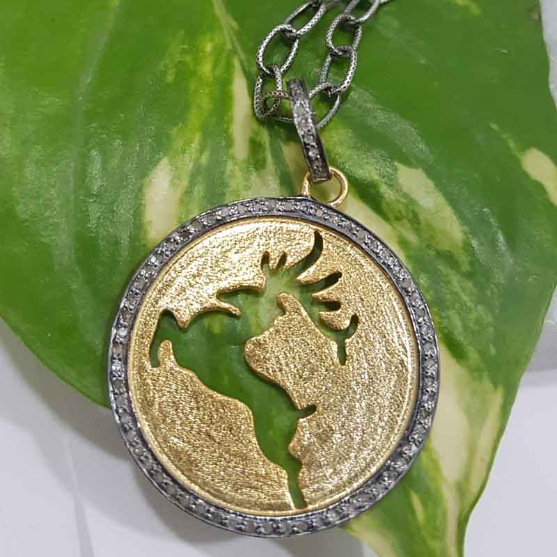 Handmade Designer Deer In Round Coin Jewelry Pendant, Silver Jewelry