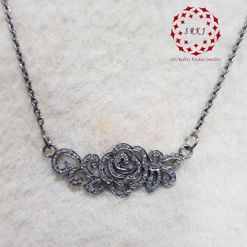 Sizzling Fancy Style 925 Sterling Silver Pendant, Flower Necklace, Silver Jewelry