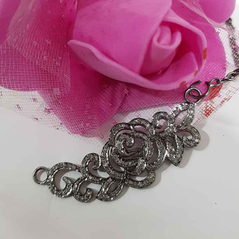 Sizzling Fancy Style 925 Sterling Silver Pendant, Flower Necklace, Silver Jewelry